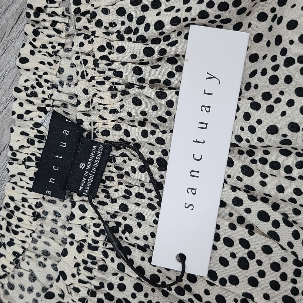 Sanctuary Cream & Black Spotted Off-The-Shoulder Top - Picture 9 of 11